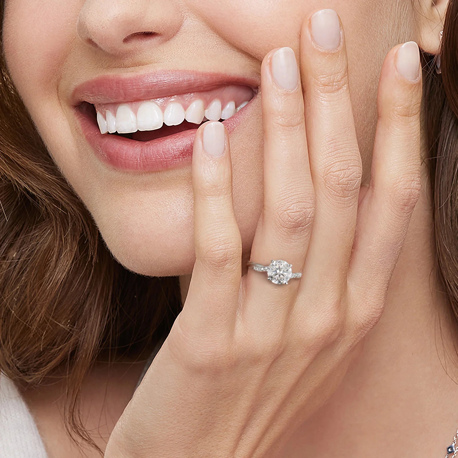 The Aria Infinity Solitaire | 2.00ct Moissanite