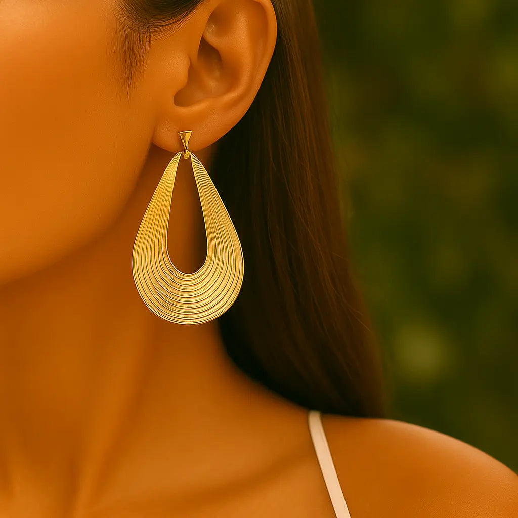Teardrop Earrings Aurebravur