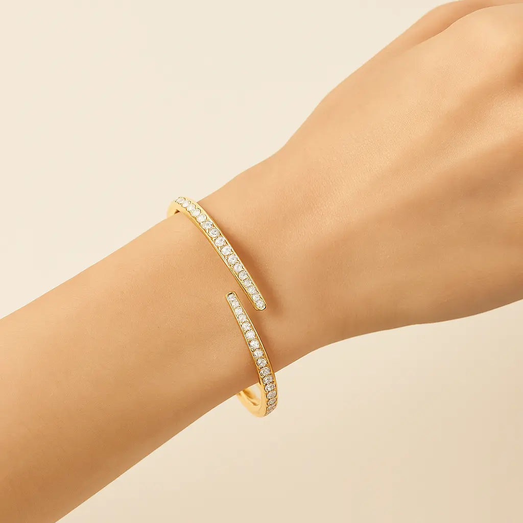 Eterna Pavé Cuff Aurebravur