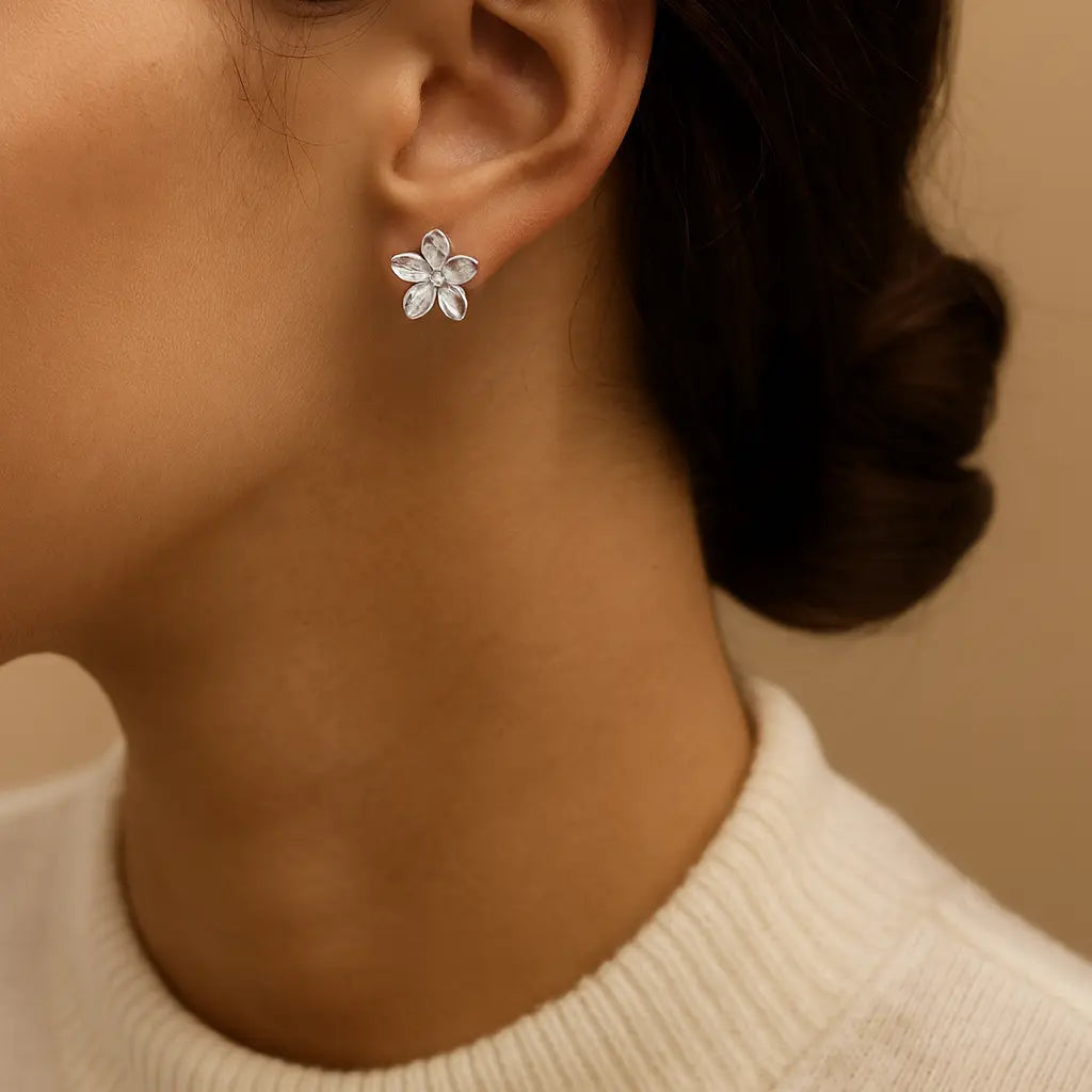 Silver Petal Aurebravur