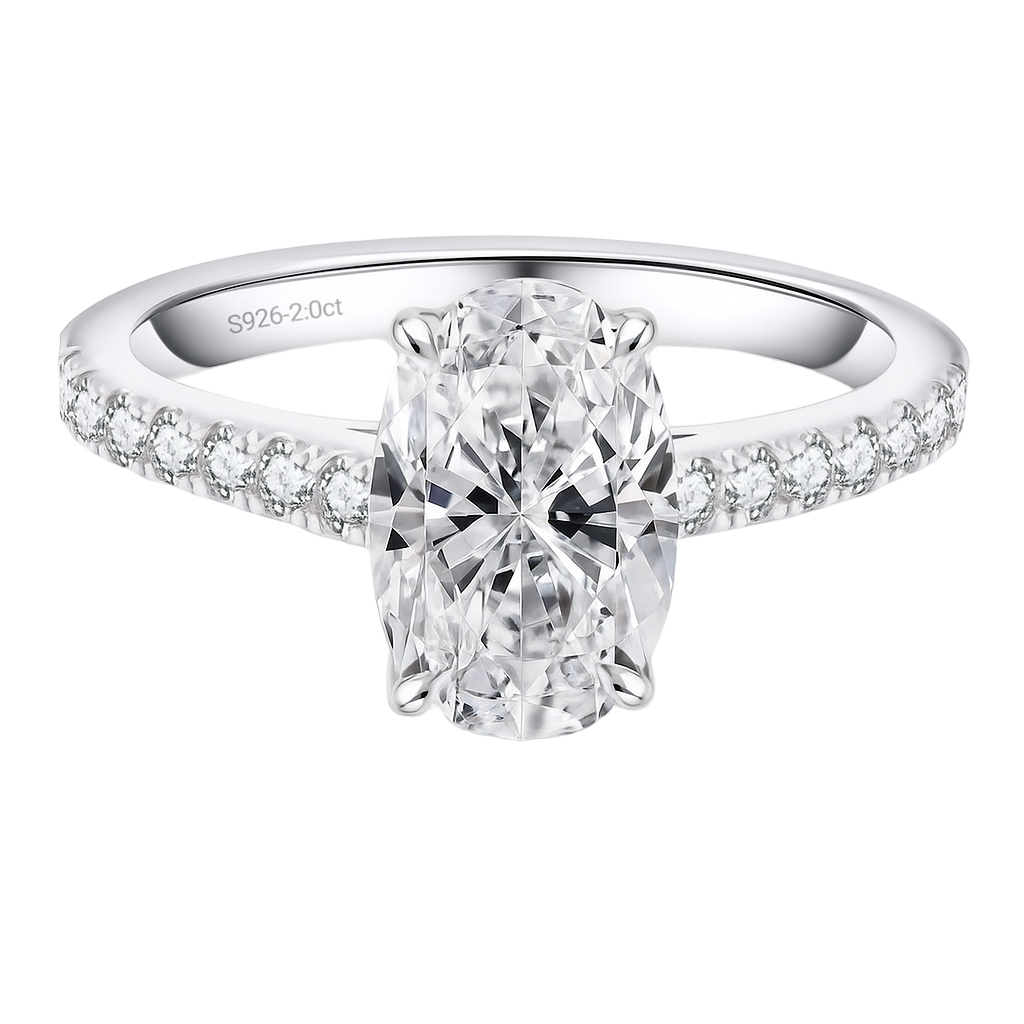 Eterna Ovalé Lumineuse Moissanite Ring