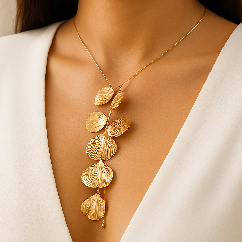 Ethereal Petal Necklace – Gold