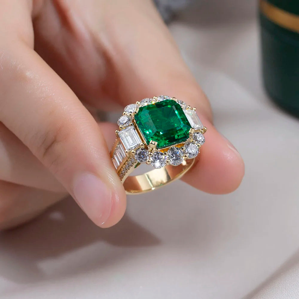 The Asscher Heritage Sovereign Emerald