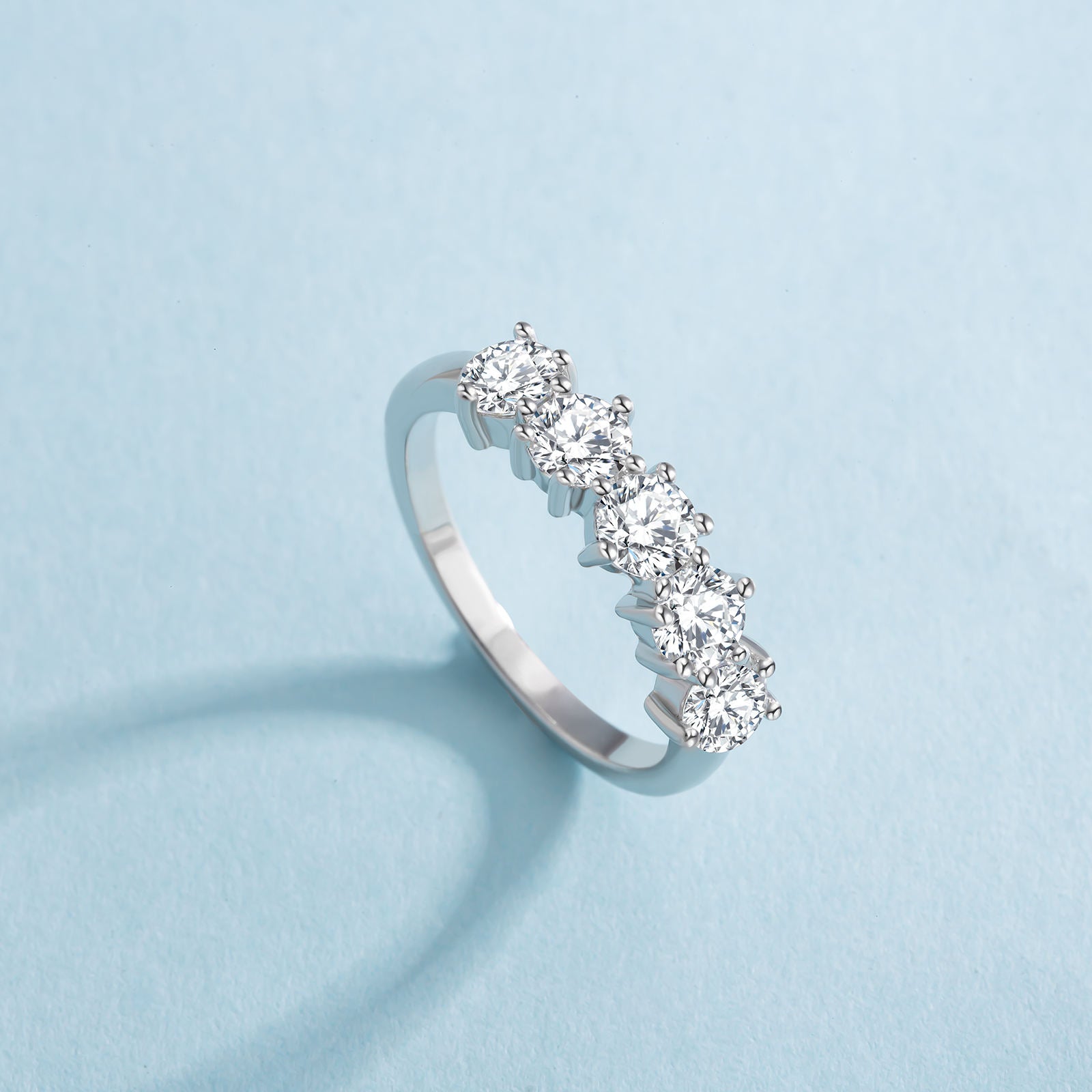 The Verona 5-Stone Moissanite Band