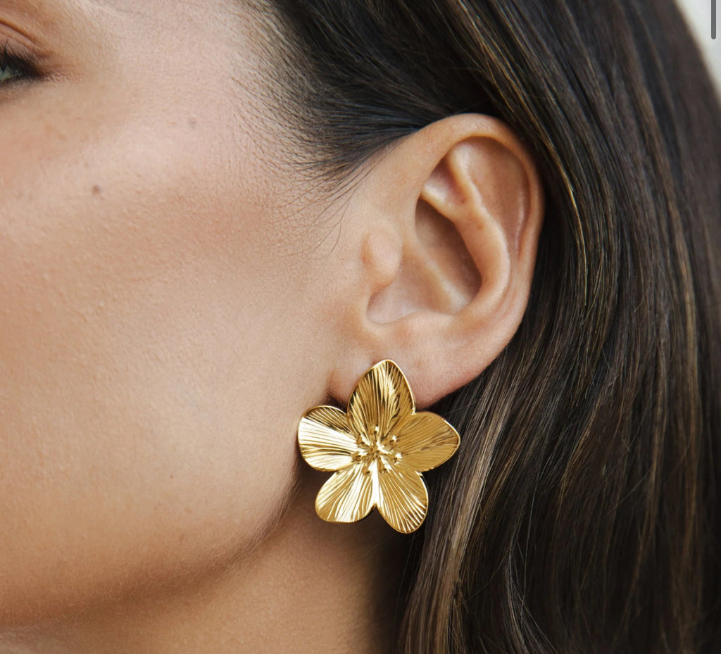 Fleur d’Or – Aretes Flor Dorada de Bravura