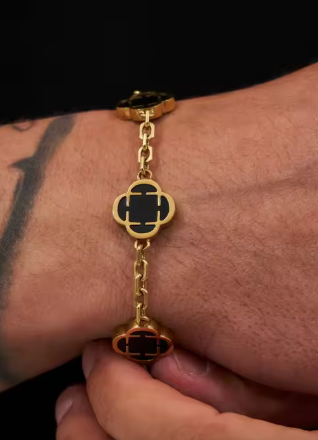 The Lucky Clover Bracelet | 18K Gold Edition